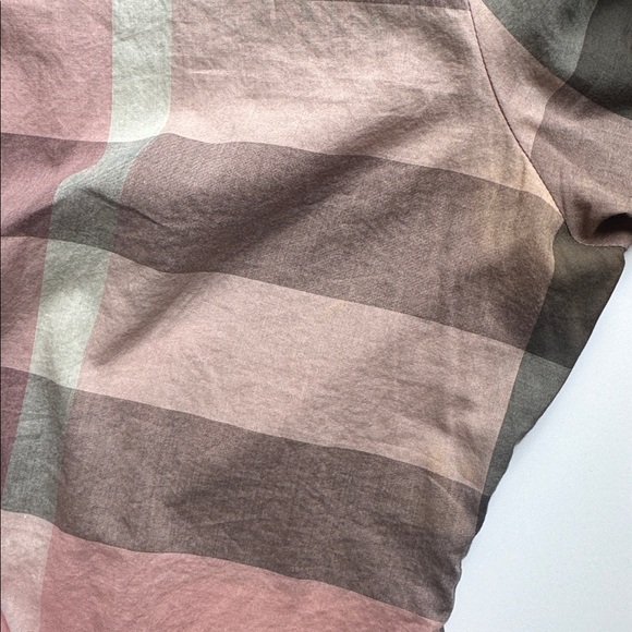 Pink Burberry - Picture 7 of 7